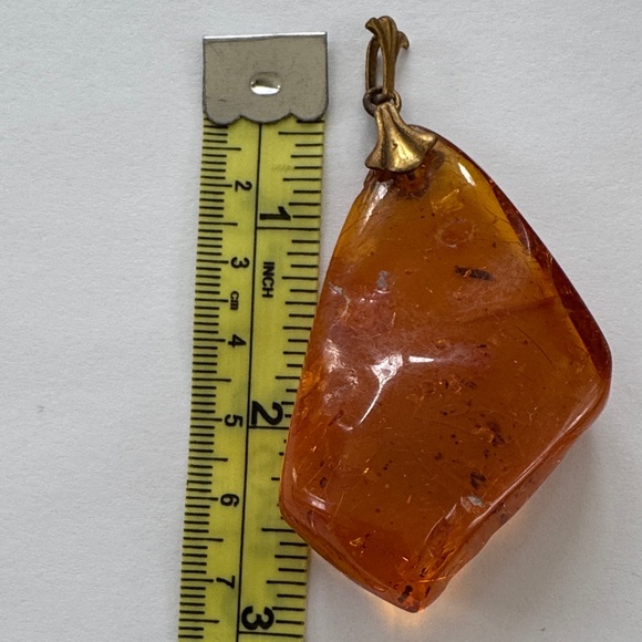 Jewelry - Amber Pendant